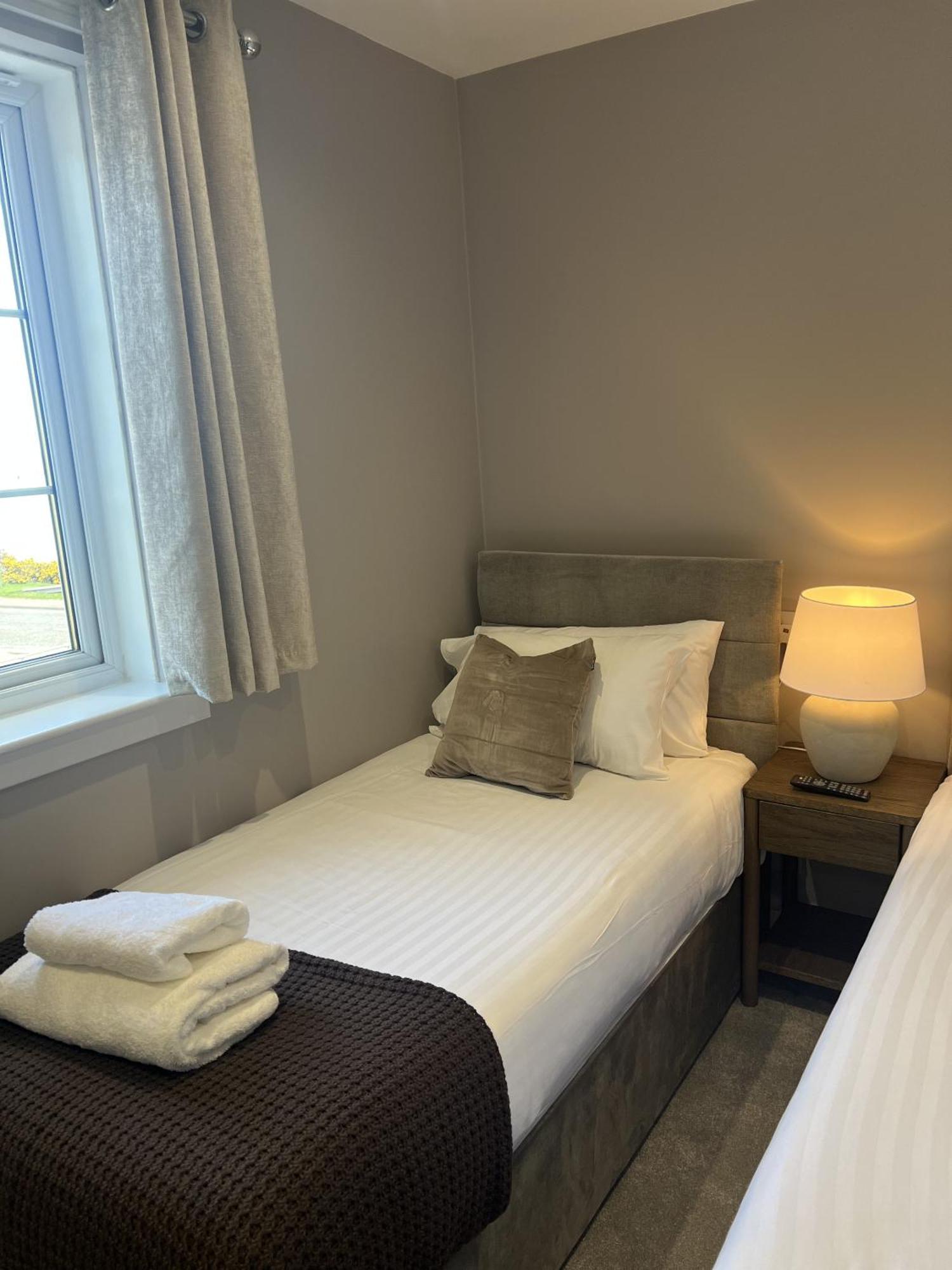 Tuckers Inn Invergordon Zewnętrze zdjęcie
